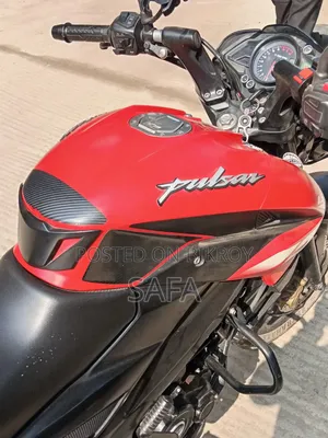 বাজাজ পালসার এন১৬০ ২০২২ লাল