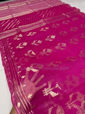 Handloom Dhakai Jamdani Saree