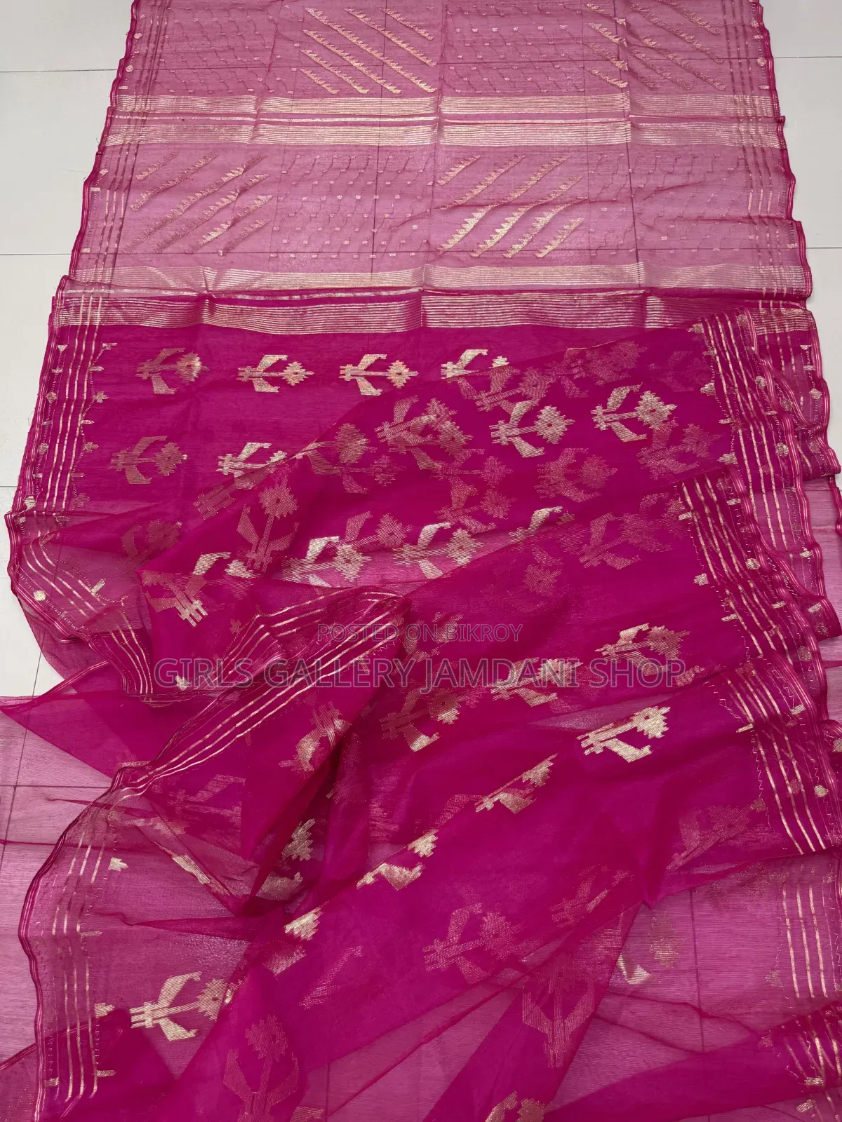Handloom Dhakai Jamdani Saree
