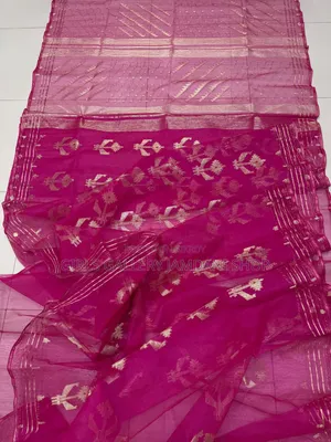 Handloom Dhakai Jamdani Saree