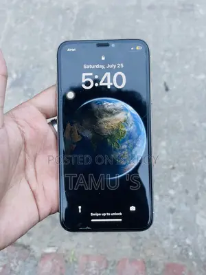 অ্যাপল আইফোন এক্স ২৫৬ জিবি সাদা