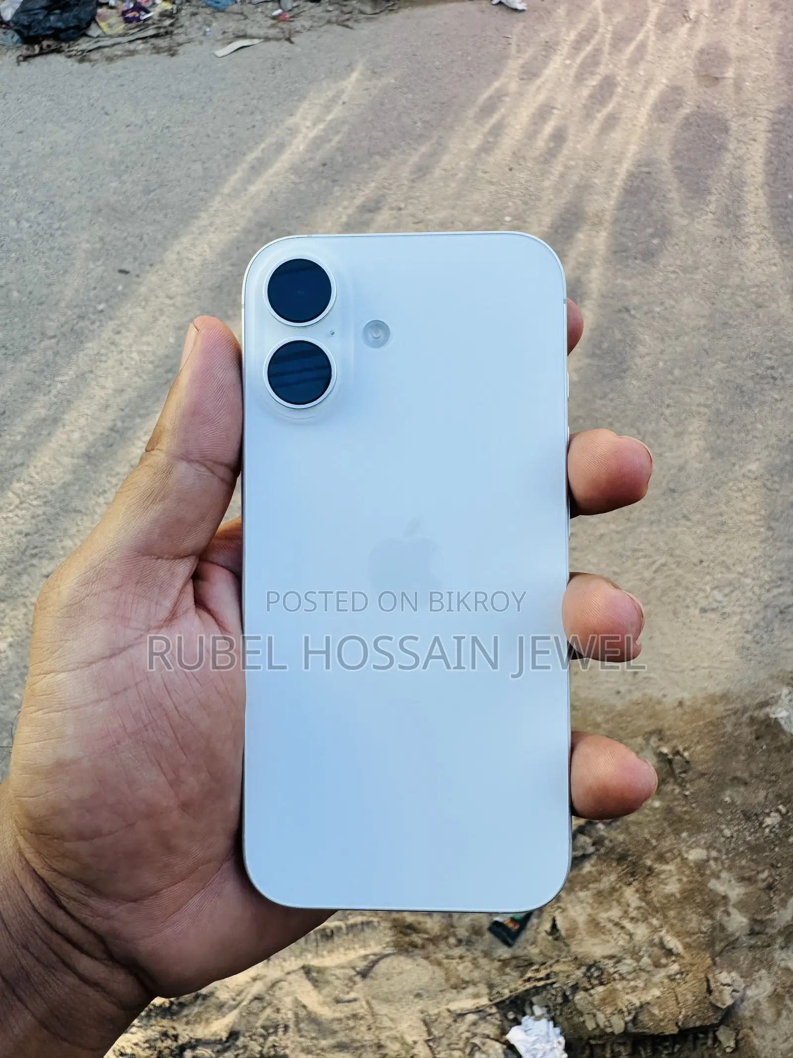 Apple iPhone 16 128 GB White