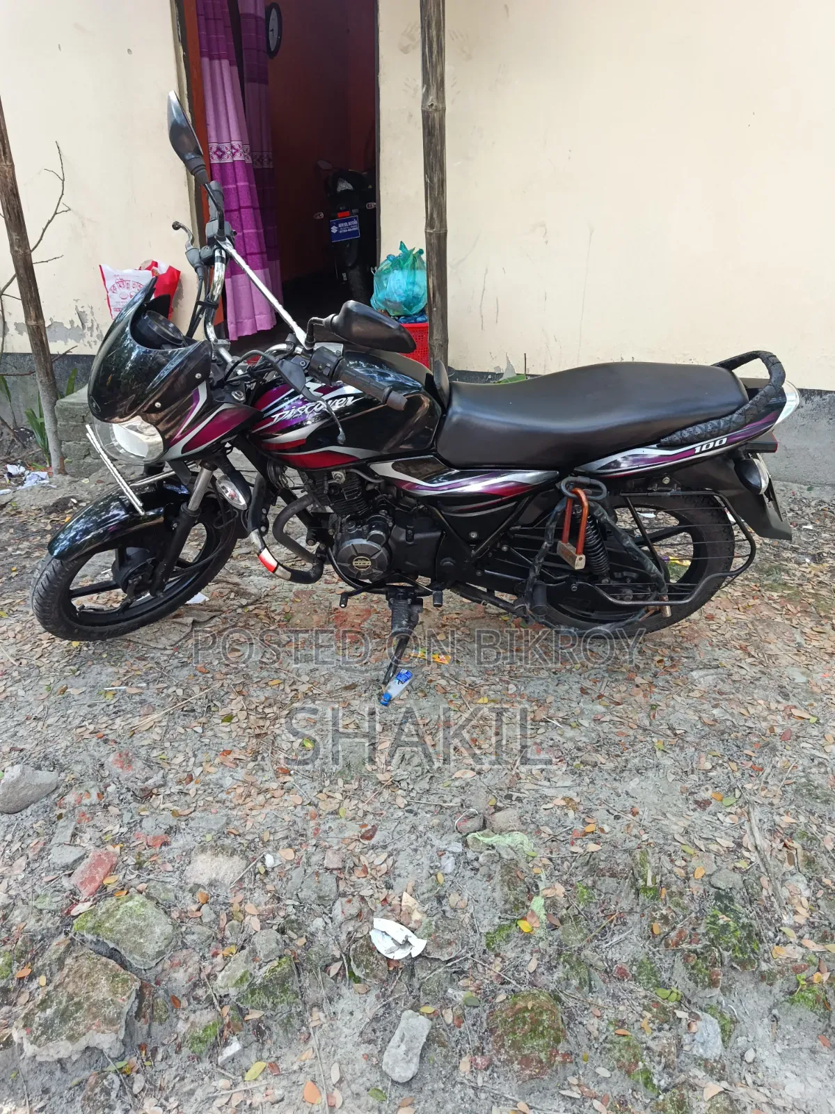 নতুন বাজাজ ডিসকভার ১০০ ২০১৭