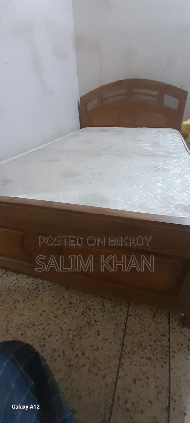 পুরাতন সেগুন কাঠের সেমি বক্স খাট বিক্রয়