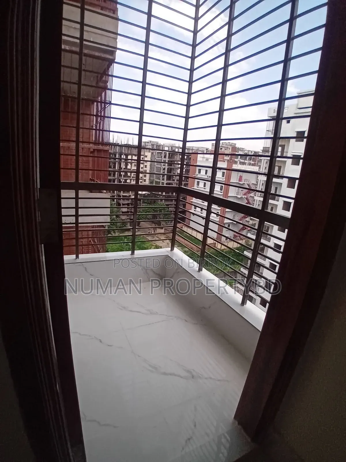 3 Bedroom Apartment in Numan Property Bd, Basundhara for sale