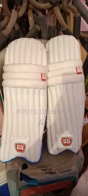 Cricket Playing Equipment for Sale at Very Low Price