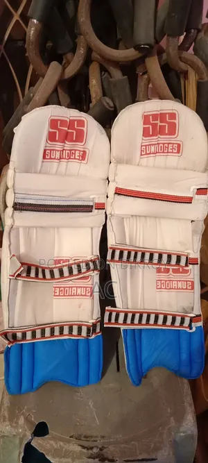 Cricket Playing Equipment for Sale at Very Low Price