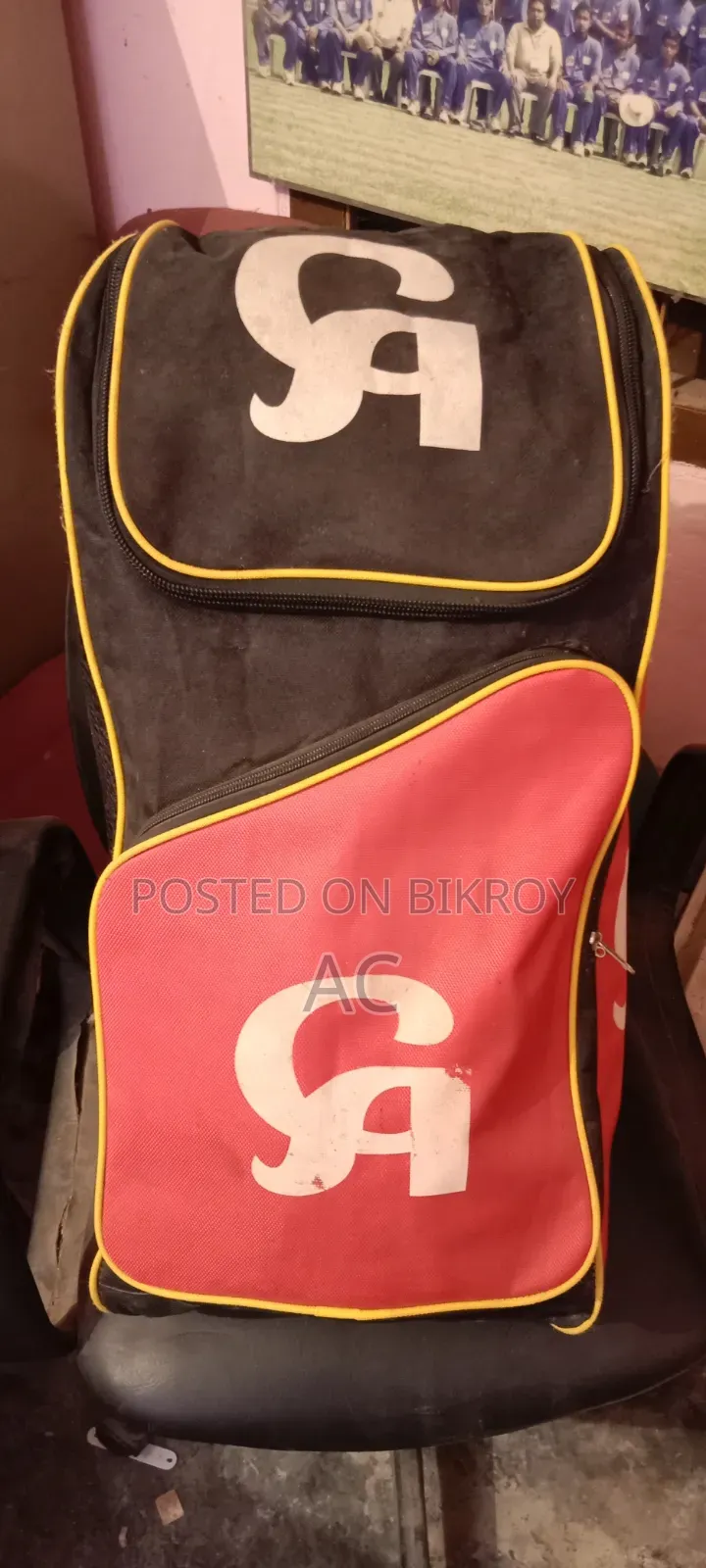Cricket Playing Equipment for Sale at Very Low Price