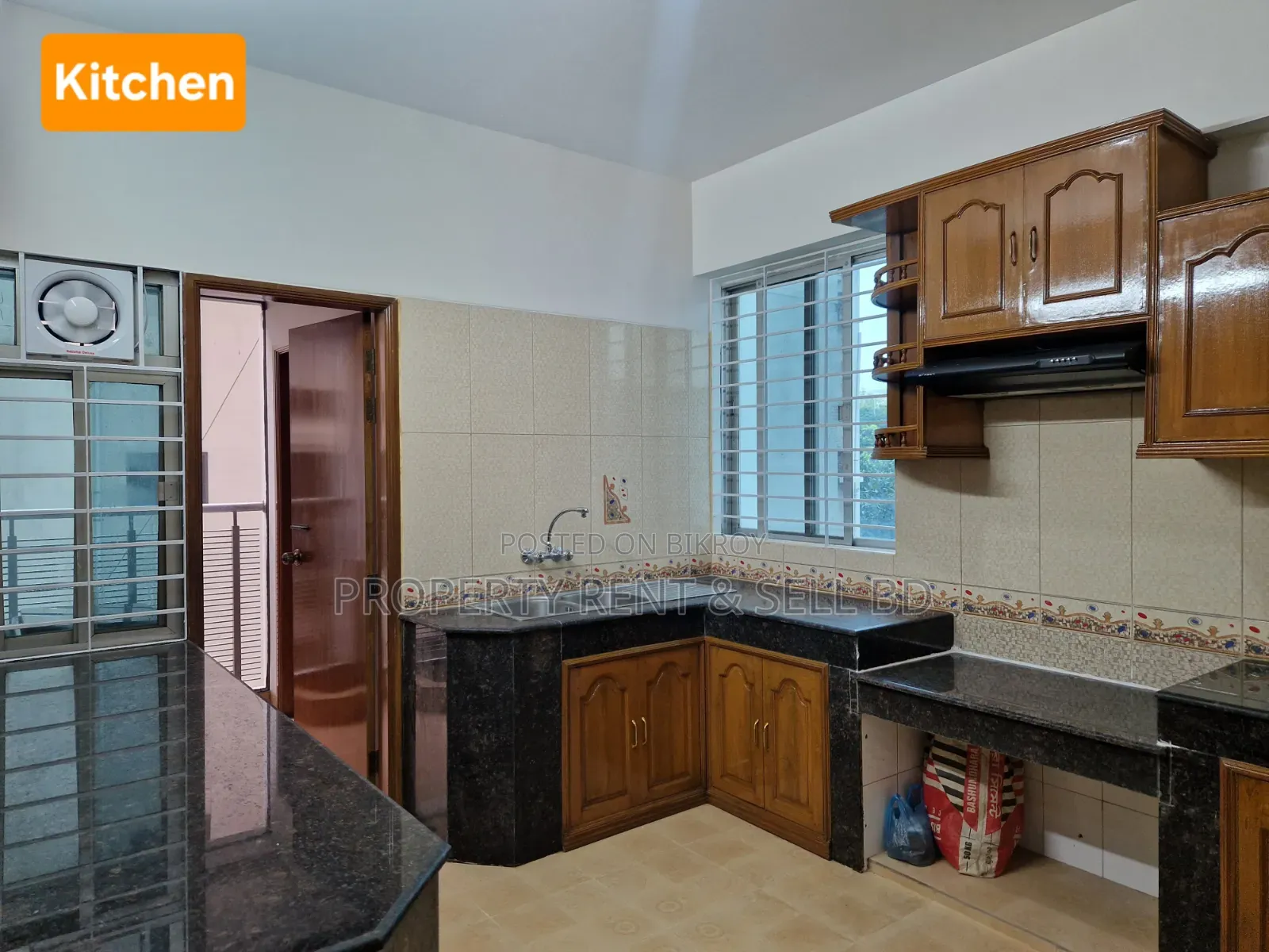 Furnished 3-bedroom Apartment in Property Rent Sell, Banani for rent