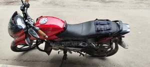 বাজাজ পালসার ১৫০ ২০১২ রেড