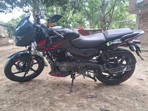 বাজাজ পালসার ১৫০ ২০১৯ কালো
