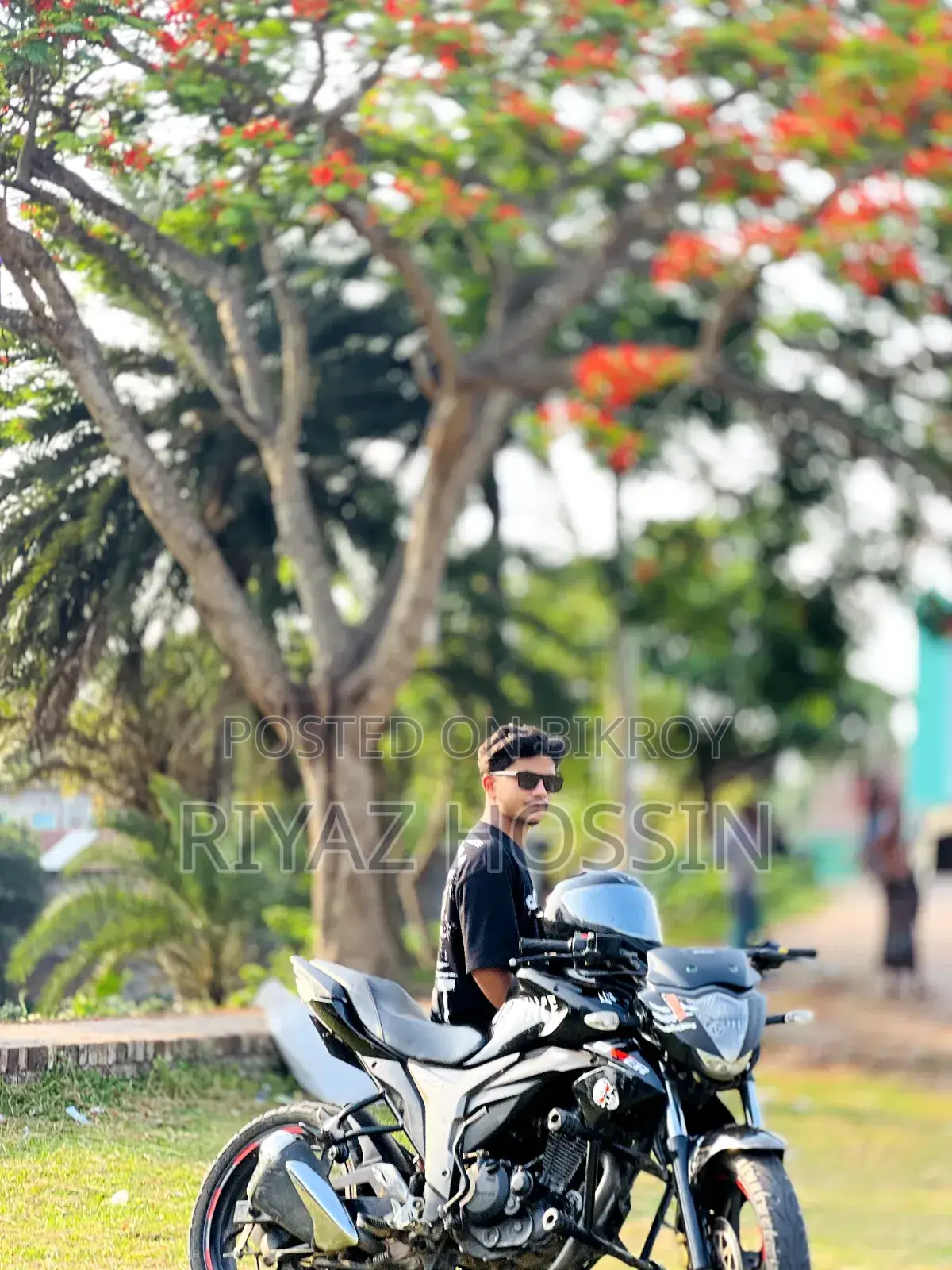 নতুন সুজুকি জিক্সার ২০২২ ব্ল্যাক