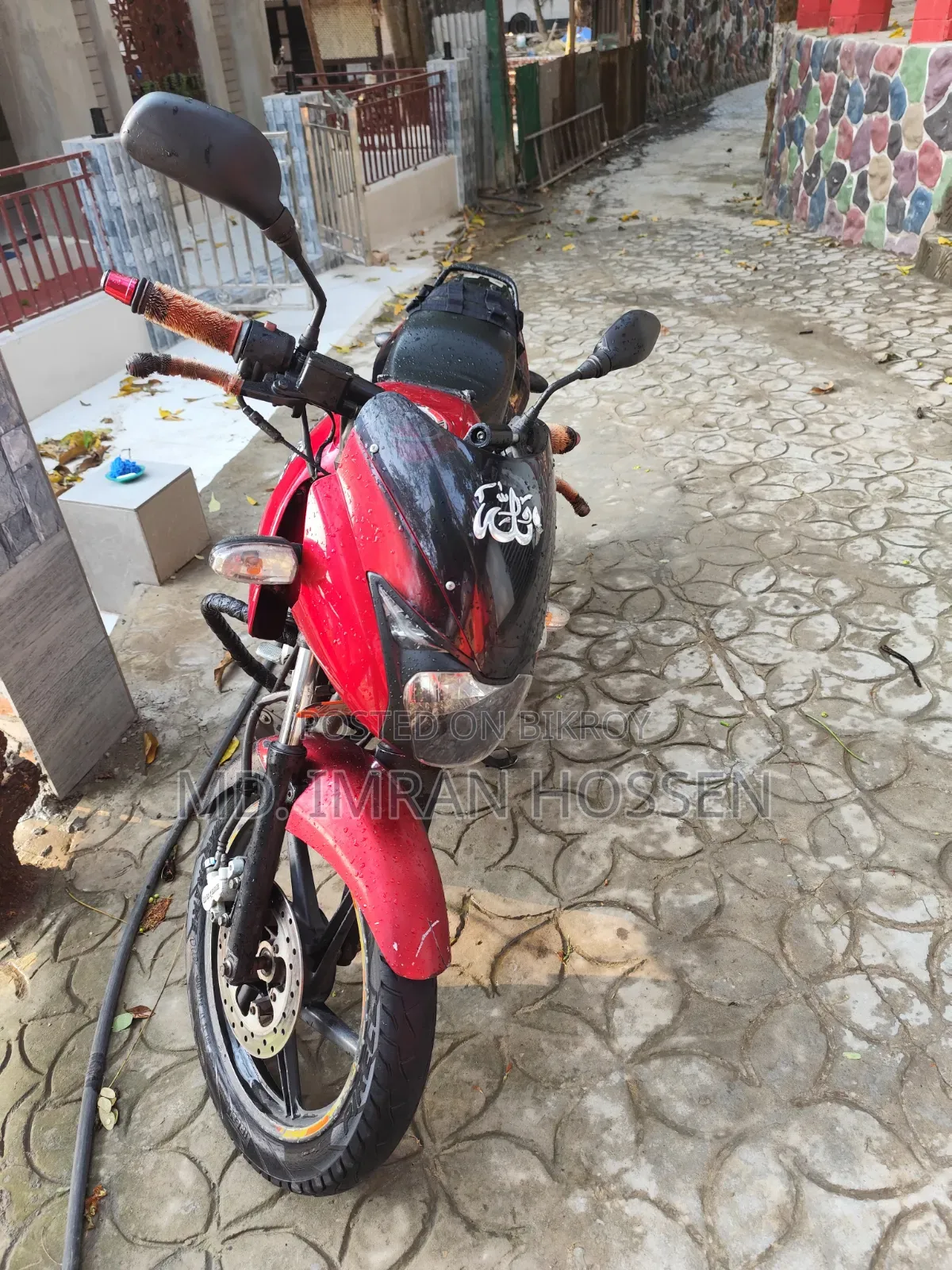 বাজাজ পালসার ১৫০ ২০১২ রেড