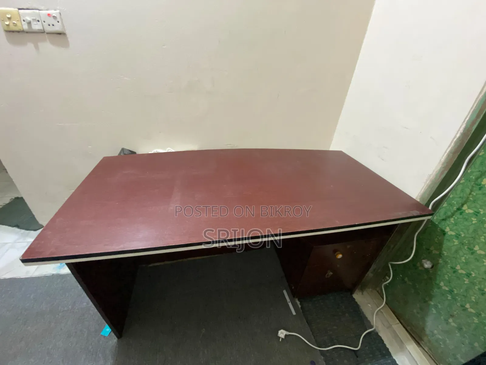 Executive Table or Computer Desk