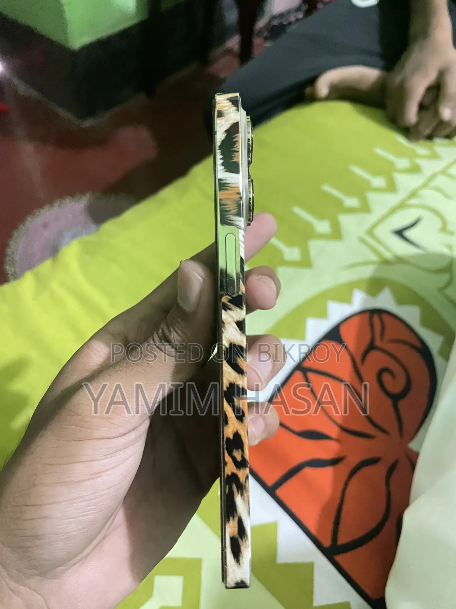 অ্যাপল আইফোন ১২ প্রো ৫১২ জিবি গোল্ড