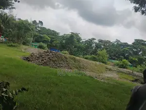 মাইজদী থেকে ২০ মিনিট যাতায়াত দূরত্বে ১৪ শতাংশ ভূমি বিক্রয় করা হবে।
