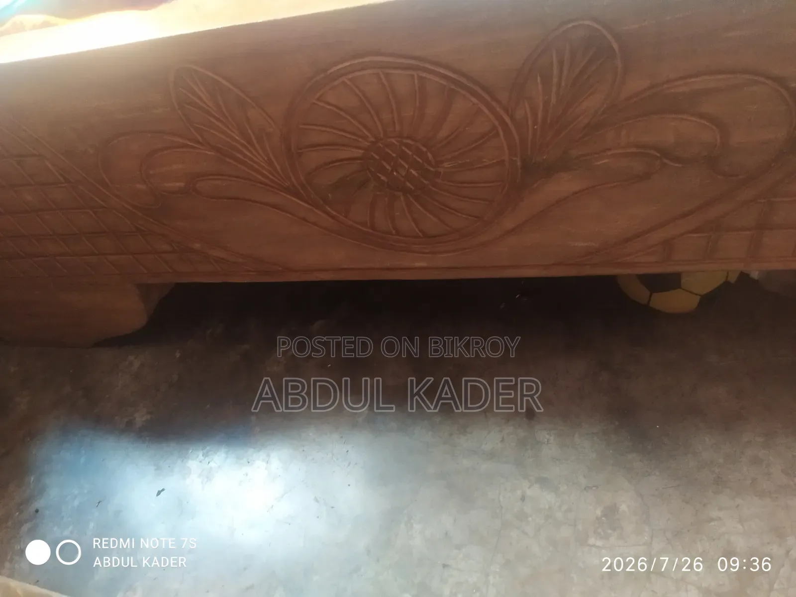 ৫ ফিট ৭ ফিট সেমি বক্স খাট