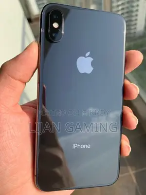 Apple iPhone XS 64 GB Black