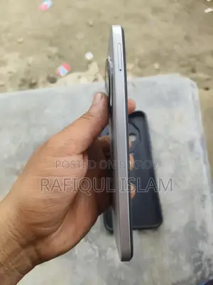 টেকনো স্পার্ক ৩০সি ১২৮ জিবি রূপালী