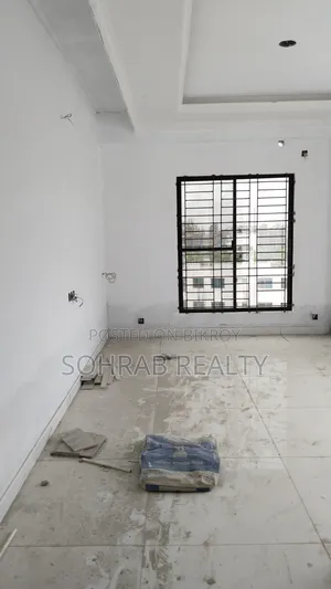 4 Bedroom Apartment in Sohrab Realty, Uttara for Sale