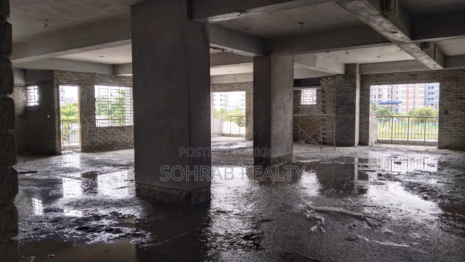4bdrm Apartment in Sohrab Realty, Uttara for Sale