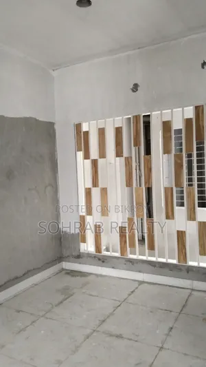 4bdrm Apartment in Sohrab Realty, Uttara for Sale