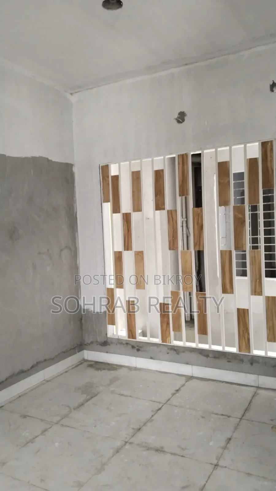 4bdrm Apartment in Sohrab Realty, Uttara for Sale
