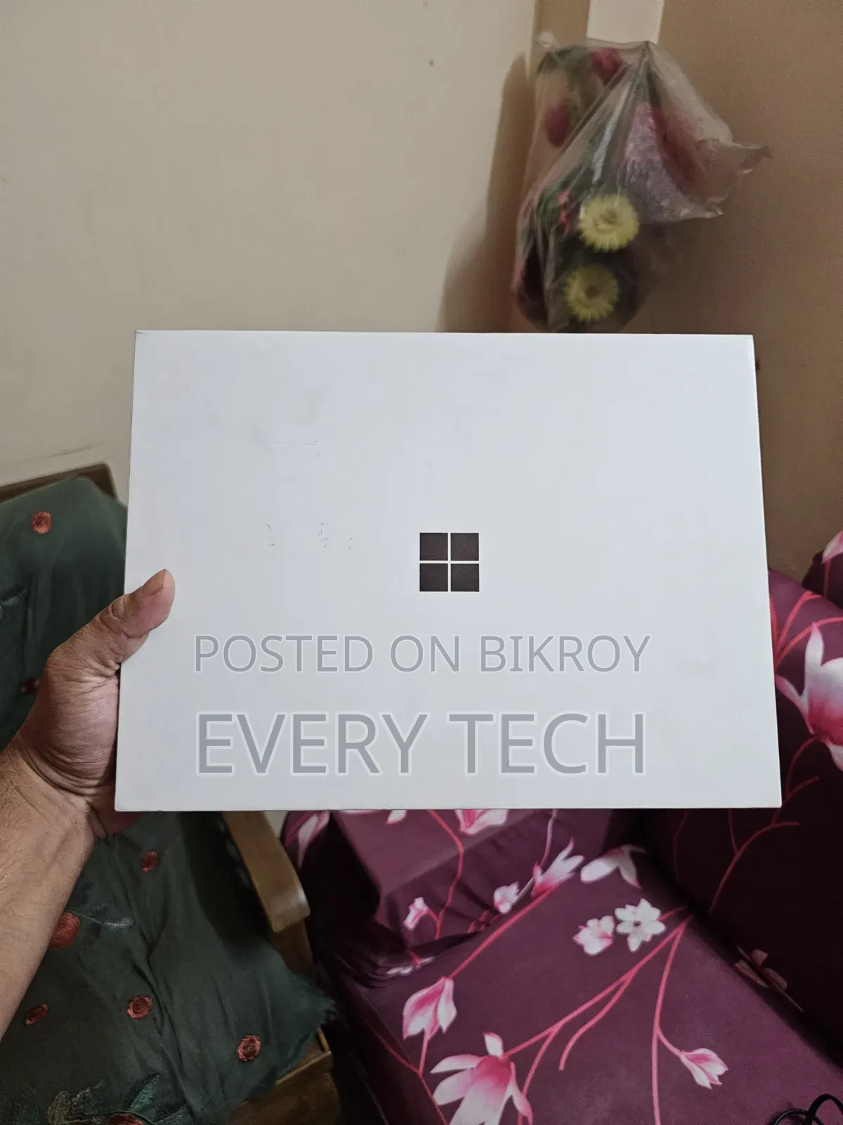 New Microsoft Surface Pro 11th Edition, a Copilot+ PC 16GB SSD 256GB
