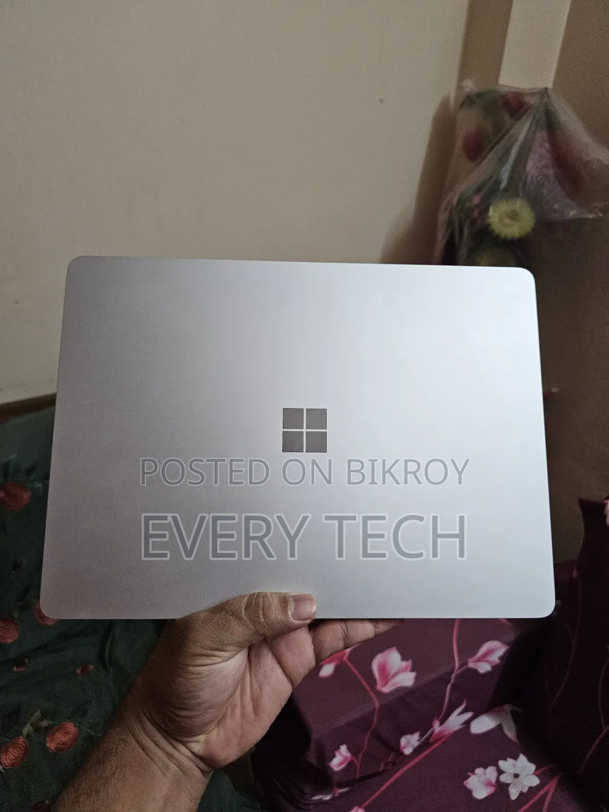 New Microsoft Surface Pro 11th Edition, a Copilot+ PC 16GB SSD 256GB