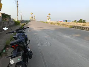 হিরো এক্সট্রিম ১২৫আর ২০২৫ ব্ল্যাক