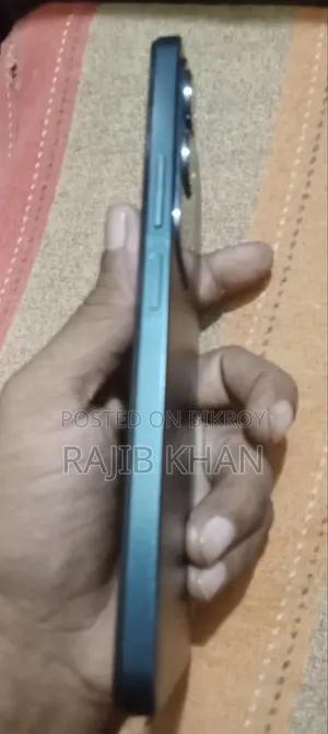 Vivo Y19s 128 GB Blue