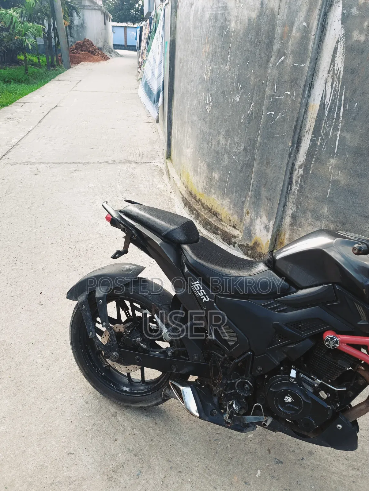 রানার বোল্ট ১৬৫আর ২০২১ কালো