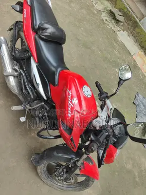 Bajaj Pulsar 135 LS 2010 Red