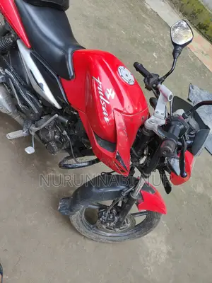 Bajaj Pulsar 135 LS 2010 Red