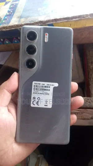 টেকনো ক্যামন ৪০ ২৫৬ জিবি কালো