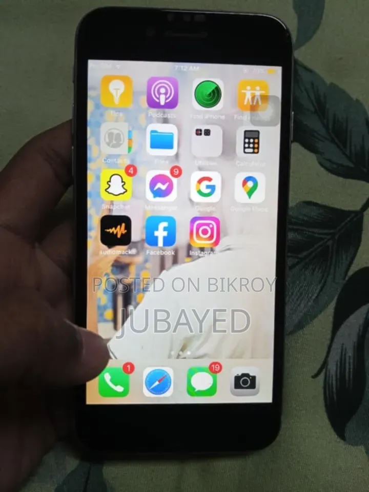 New Apple iPhone 6 64 GB Silver