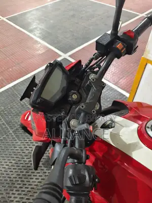 টিভিএস অ্যাপাচে ১৬০ ৪ভি ২০১৮ রেড
