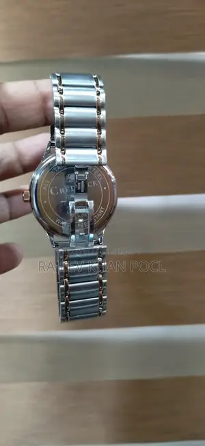 Looking to Sell Men's Wristwatch