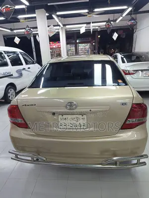 Toyota Axio 1.5 G Two-Wheel Drive 2011 Gold