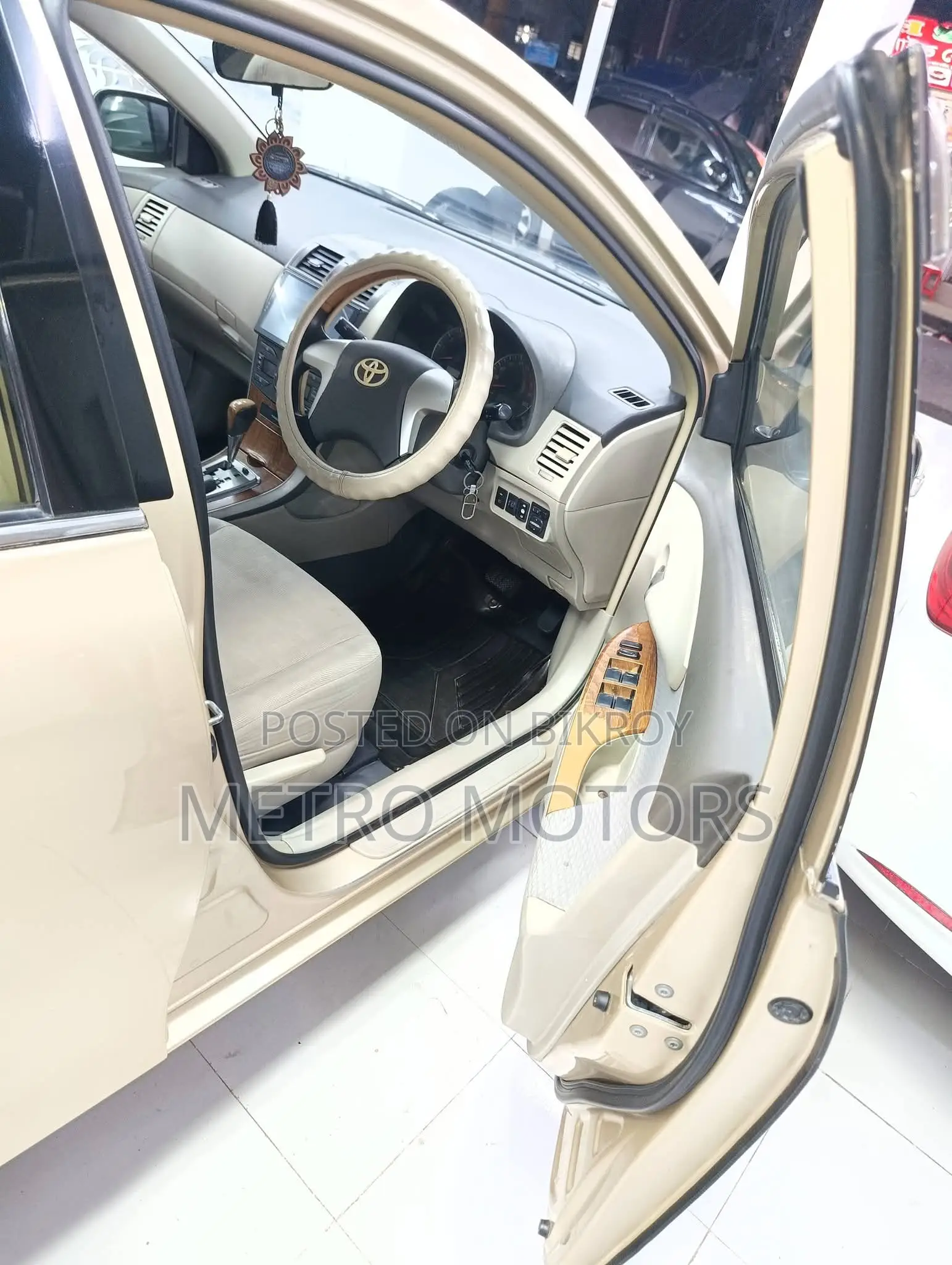 Toyota Axio 1.5 G Two-Wheel Drive 2011 Gold
