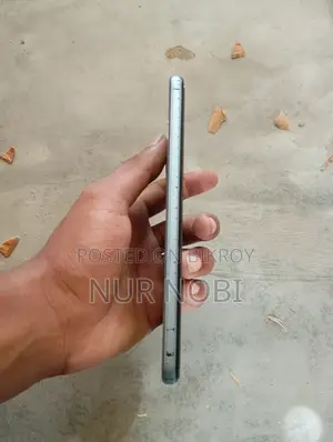 Vivo Y33s 128 GB Gray