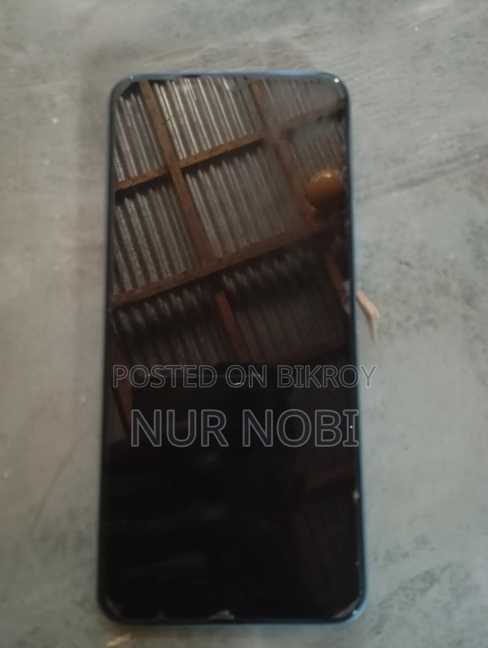 Vivo Y33s 128 GB Gray