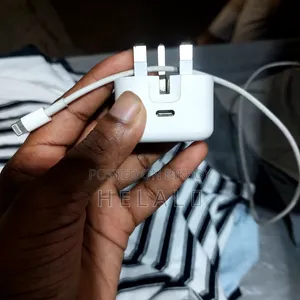 I Phone Charger 20 Watt