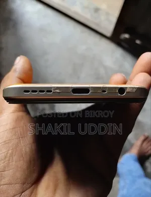 রিয়েলমি ৯ ১২৮ জিবি গোল্ড