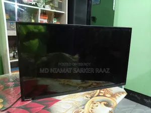 মার্সেল স্মার্ট টিভি আছে ৩২ ইঞ্চি ডিসপ্লে ভাঙ্গা ডিসপ্লে চেঞ্জ ঠিক হবে