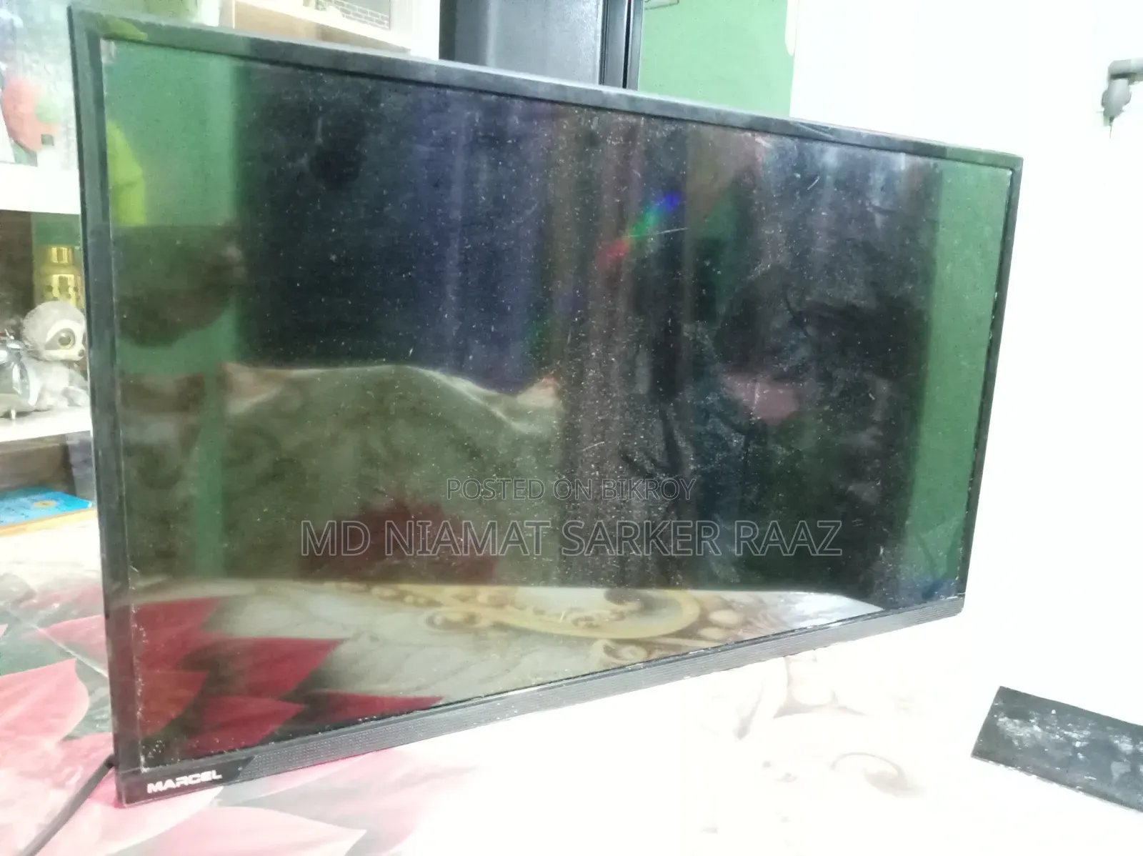 মার্সেল স্মার্ট টিভি আছে ৩২ ইঞ্চি ডিসপ্লে ভাঙ্গা ডিসপ্লে চেঞ্জ ঠিক হবে