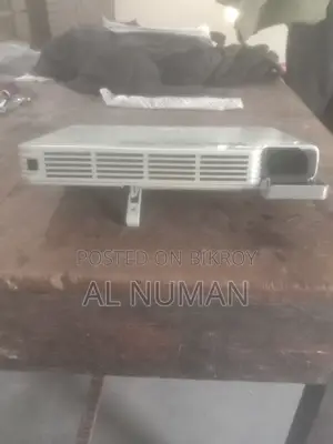 কাসিও প্রজেক্টর