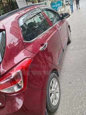 হুন্ডাই গ্রেন্ডার ২০১৬ মেরুন