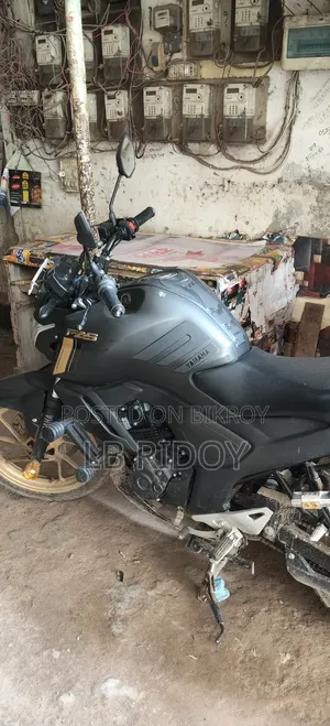 Yamaha FZ6 2026 Black