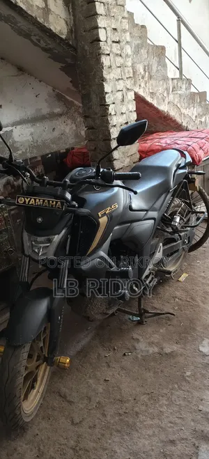 Yamaha FZ6 2026 Black